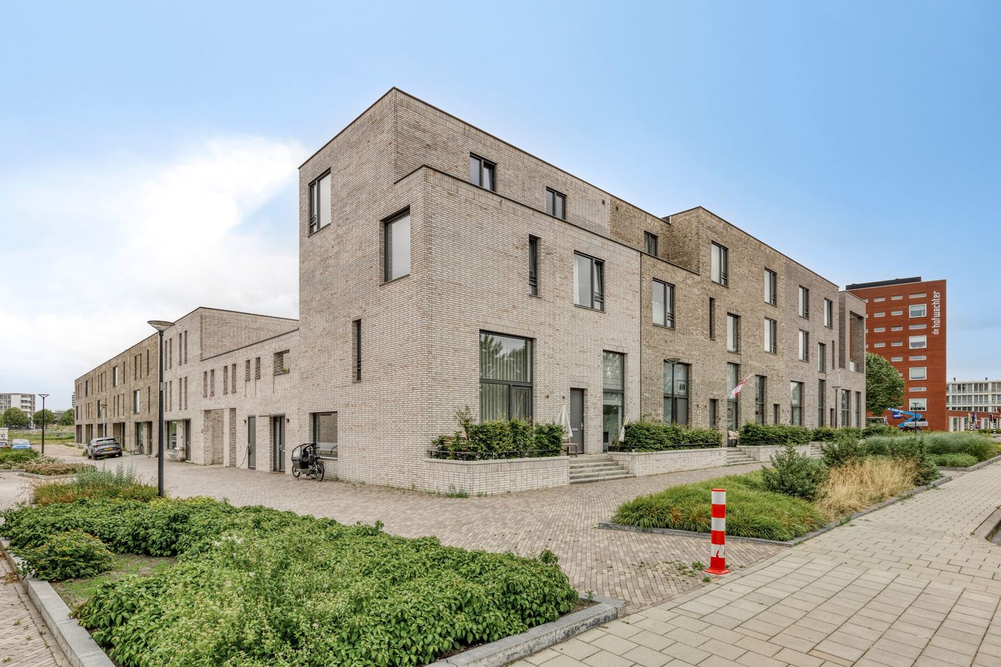 Foto 1 van Leendert Overduinstraat 18