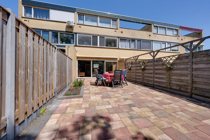 Foto 2 van G. Leegwaterhof 7