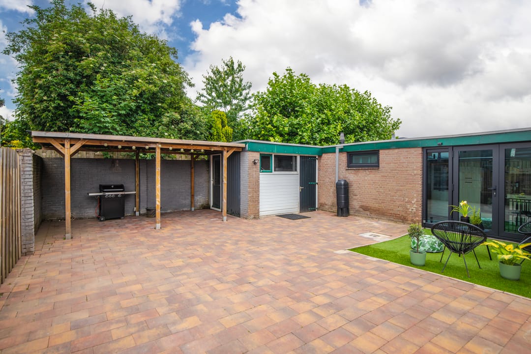 Foto 2 van Margrietstraat 1