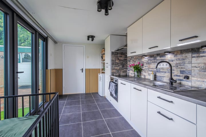 Foto 15 van Margrietstraat 1