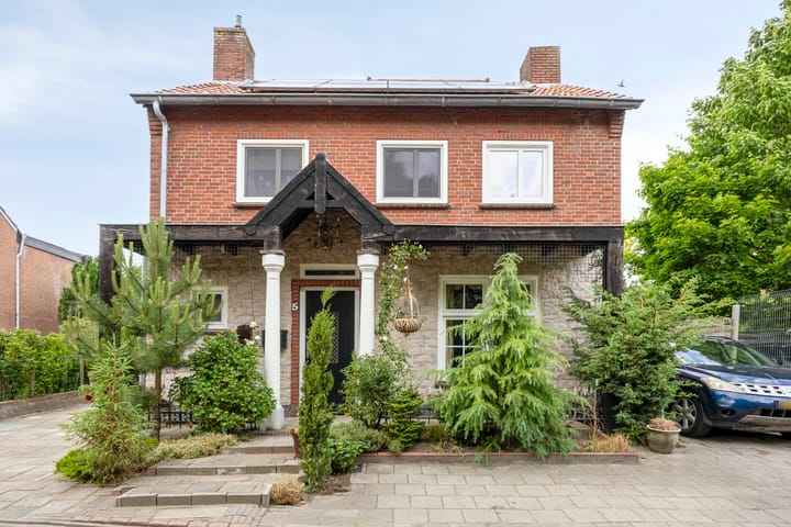 Foto 12 van Pastoor van Ettenstraat 5