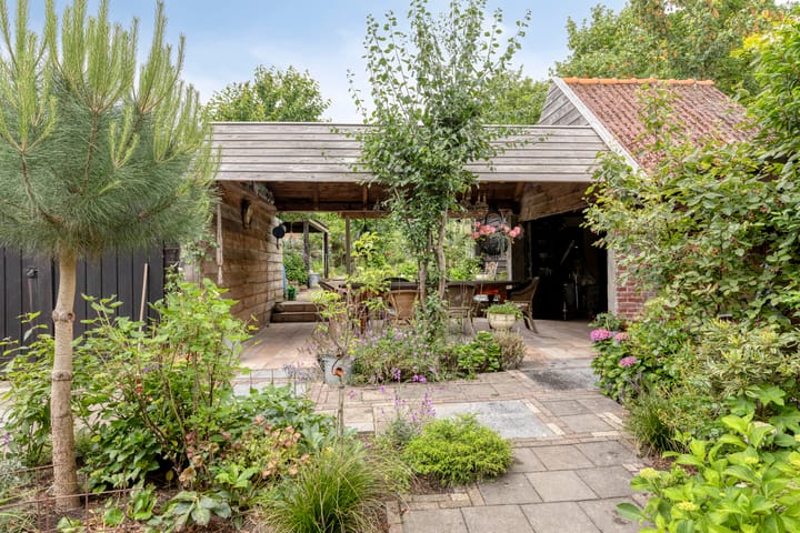 Foto 41 van Pastoor van Ettenstraat 5