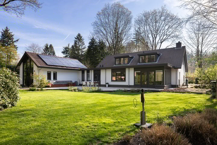 Foto 1 van Wilhelminalaan 17