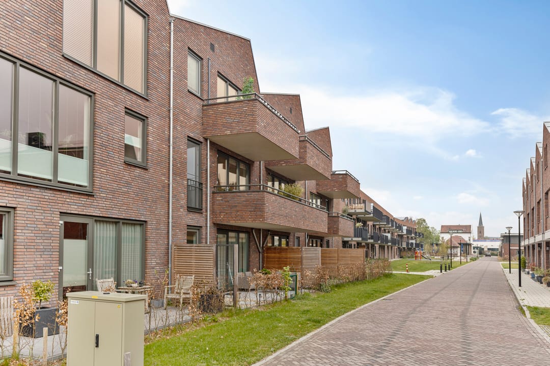 Photo 8 of Aan het Spoor 90