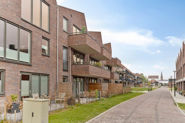 Foto 8 van Aan het Spoor 90