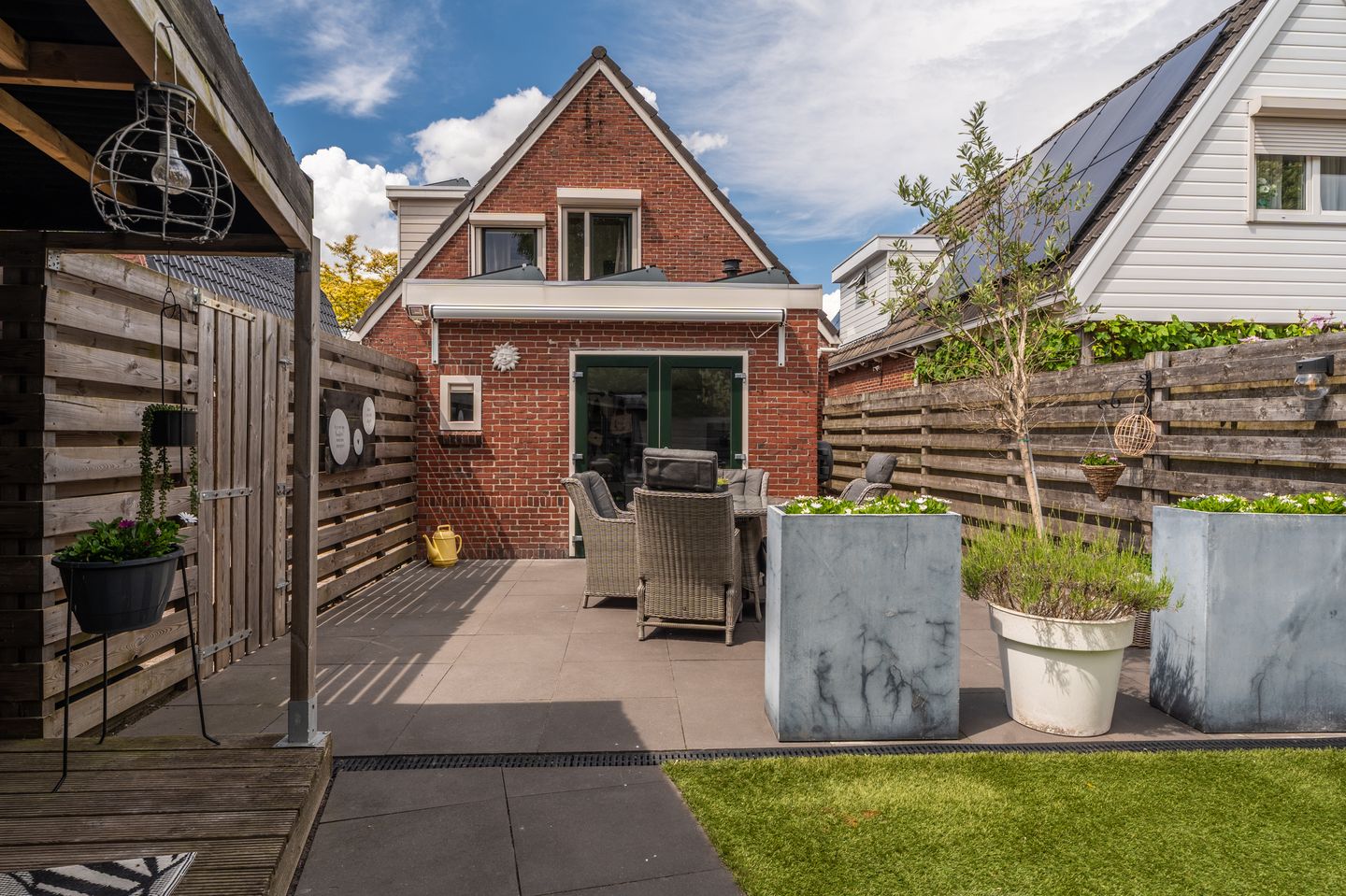 Photo 14 of Mr. A.J. de Sitterstraat 16