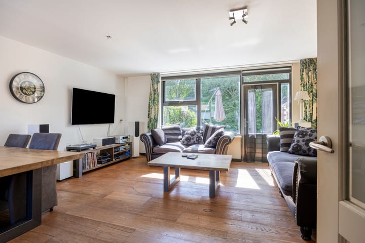 Foto 8 van Calabriëstraat 29