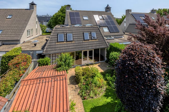 Foto 1 van Den Hof 29