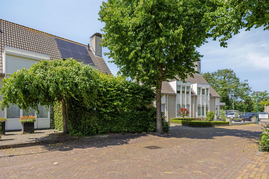 Foto 13 van Den Hof 29