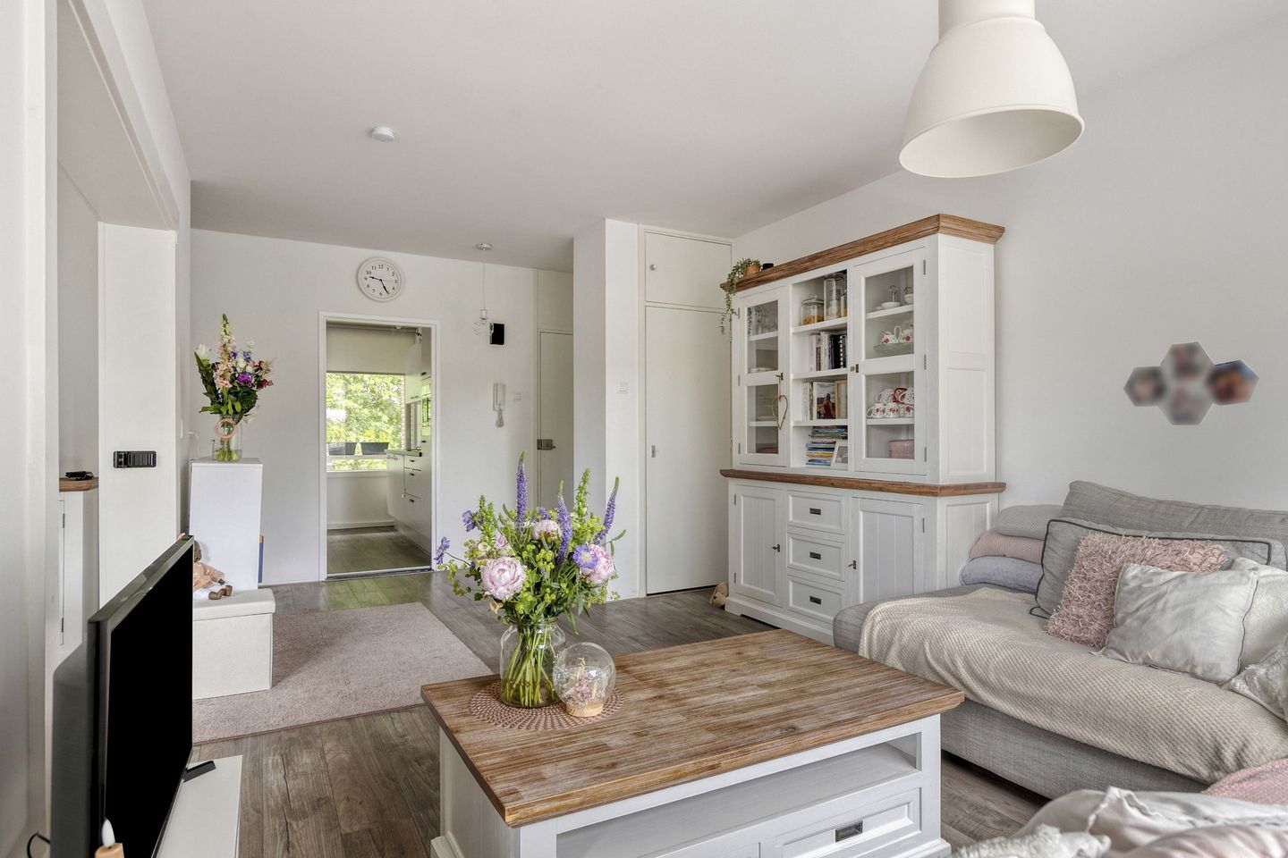 Photo 10 of Van Beethovenstraat 167