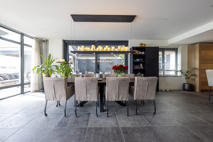 Photo 9 of Stuurboord 28