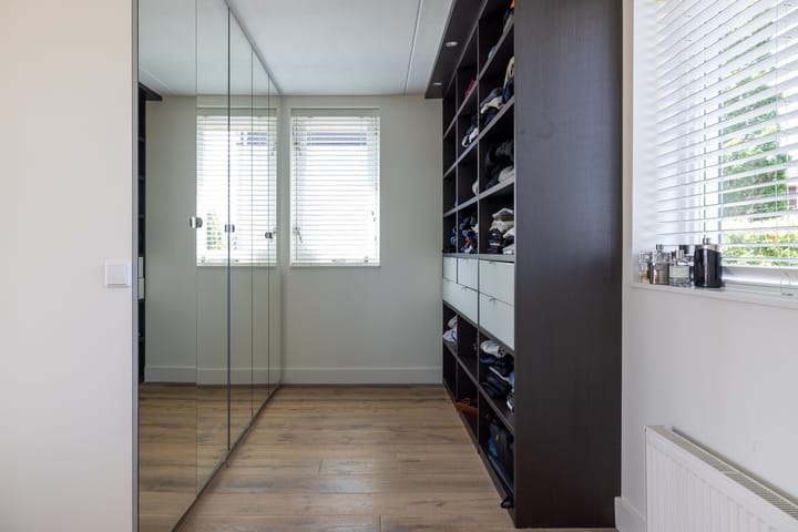 Photo 24 of Stuurboord 28