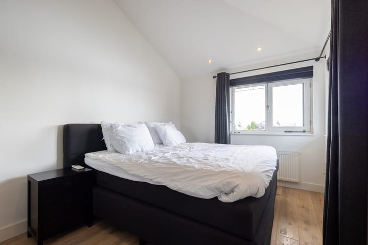 Photo 33 of Stuurboord 28