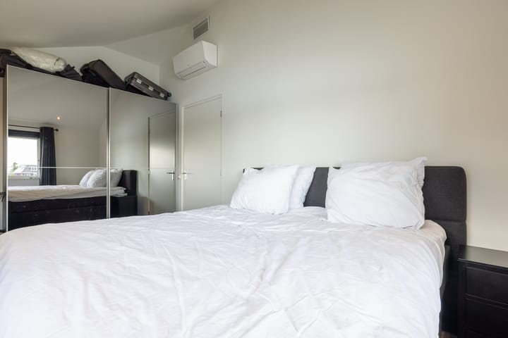 Photo 34 of Stuurboord 28