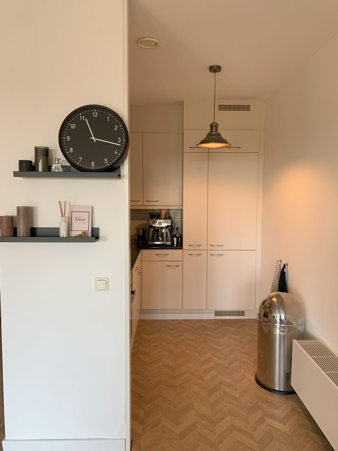 Photo 11 of Roosendaalseweg 13-C