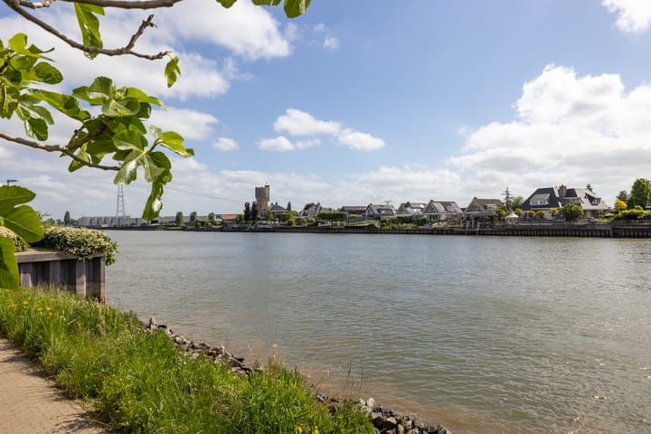 Photo 49 of Stuurboord 28