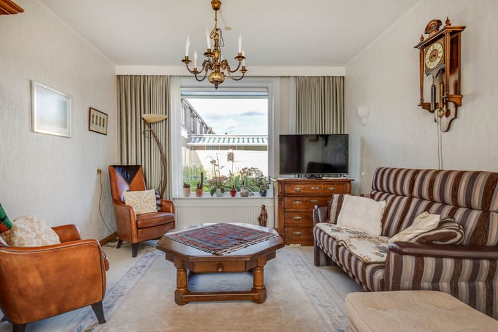 Foto 11 van Charles de Geloesstraat 1