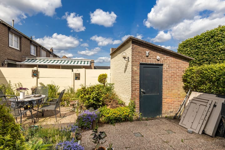 Foto 27 van Charles de Geloesstraat 1