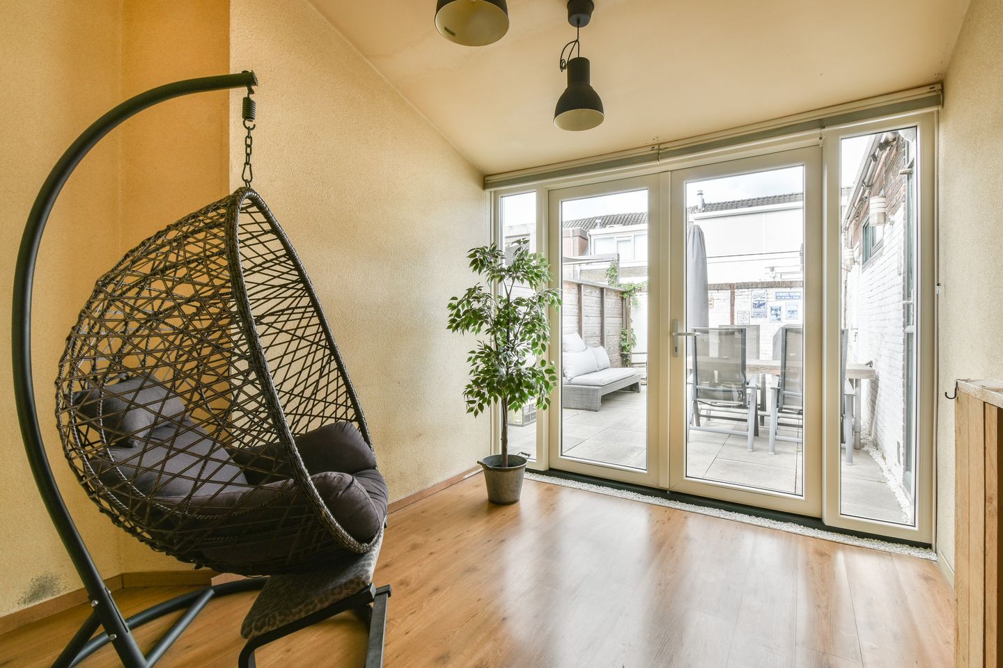 Foto 10 van Arnold Hoogvlietstraat 62