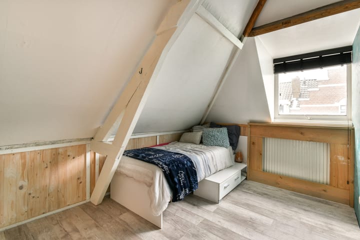 Foto 23 van Arnold Hoogvlietstraat 62