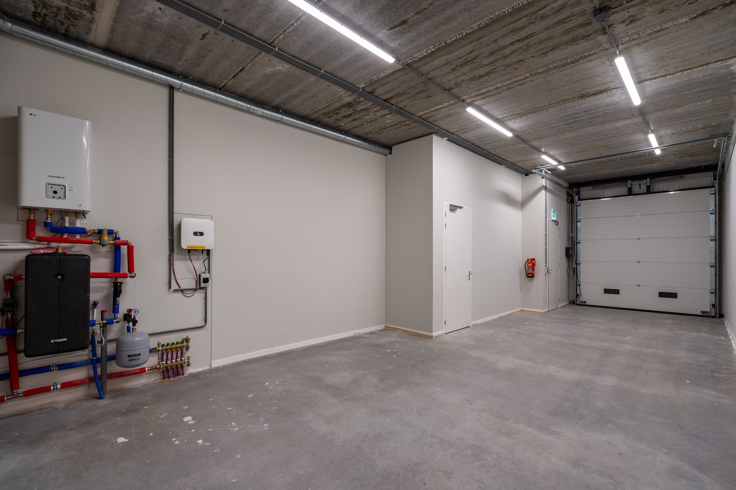 View photo 3 of Eemmeerlaan 2-M