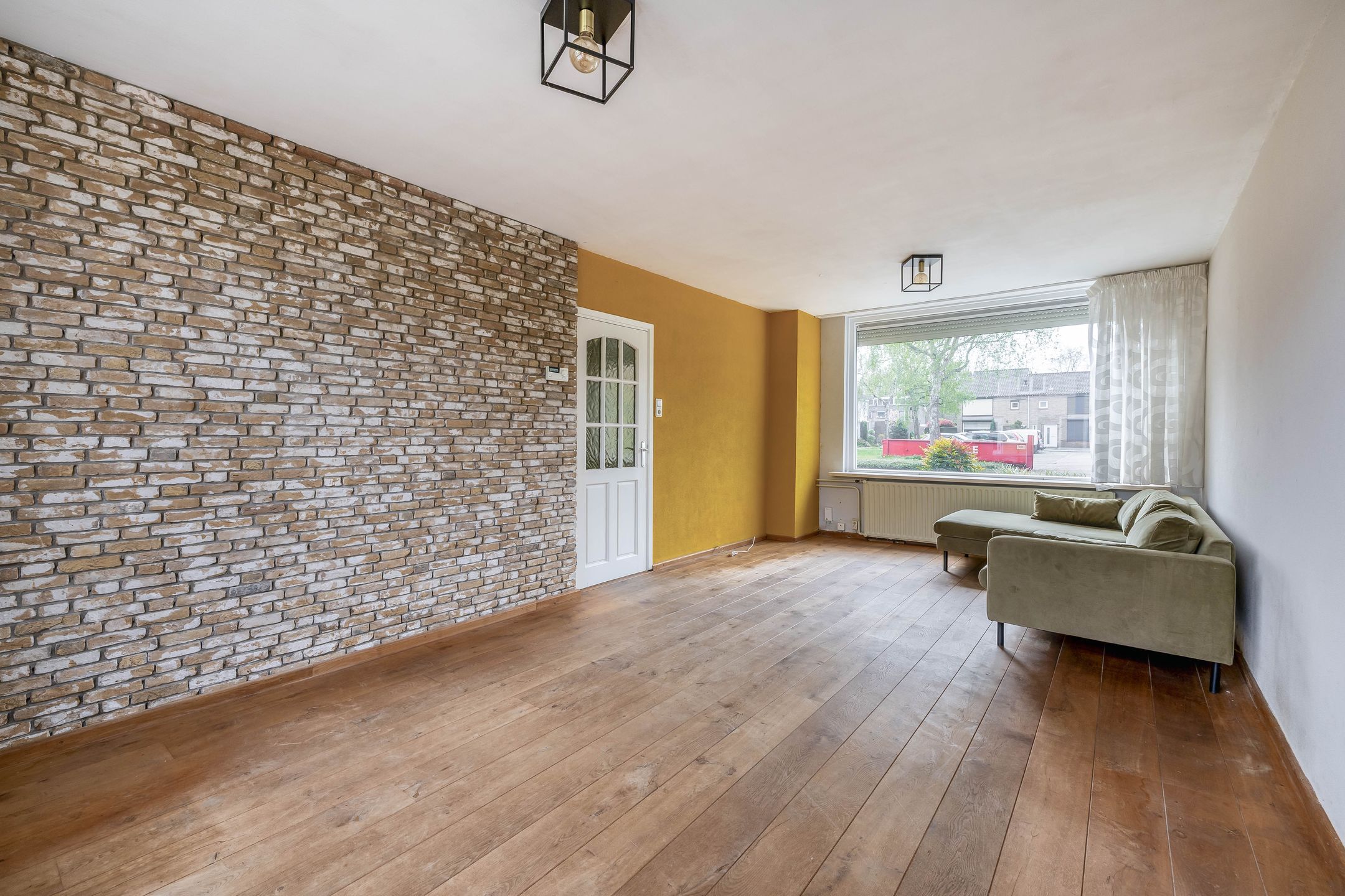 Photo 3 of Ganzerikstraat 19