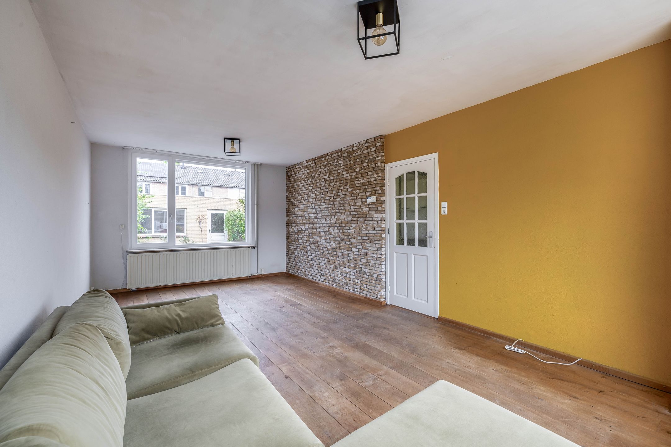 Photo 6 of Ganzerikstraat 19