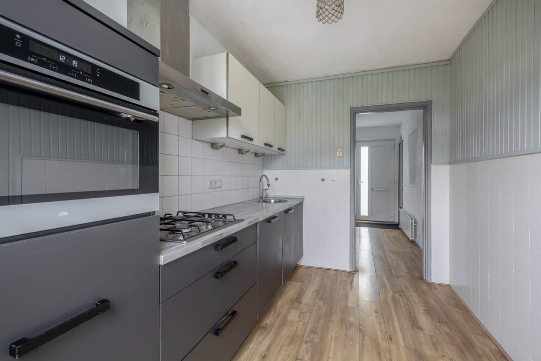 Photo 8 of Ganzerikstraat 19