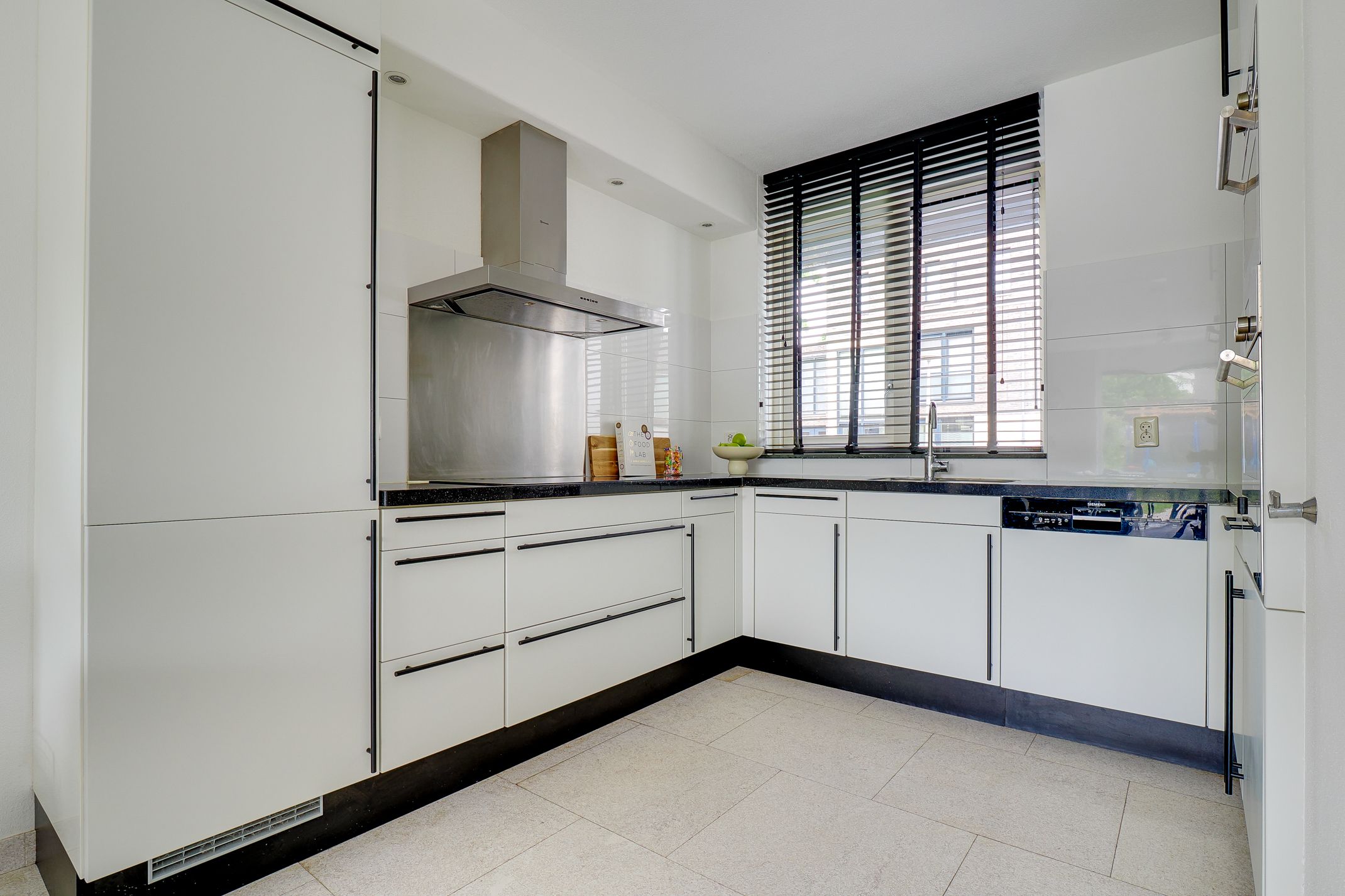 Foto 12 van Jerry Bockstraat 4