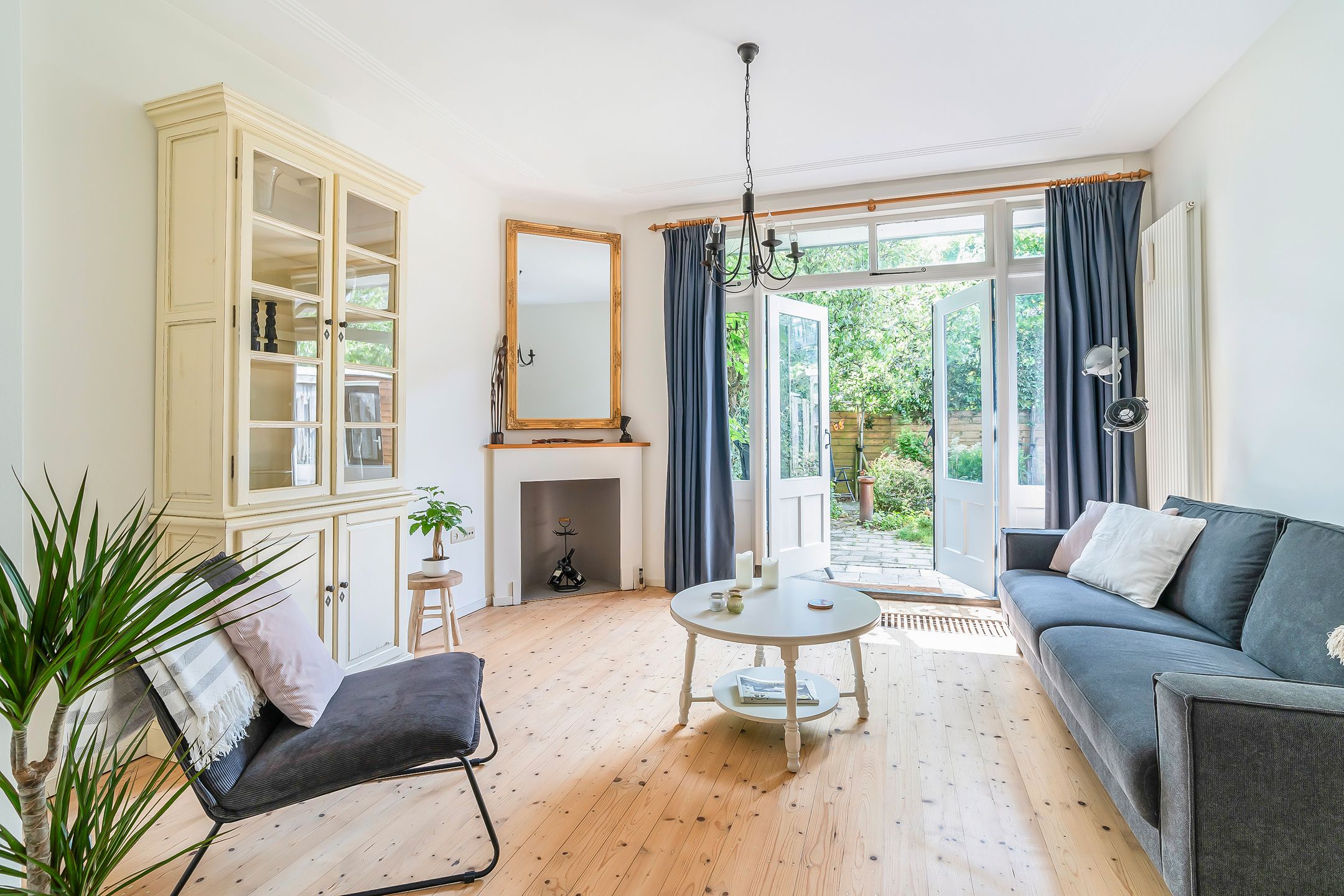 Foto 12 van Isaäk Hoornbeekstraat 11