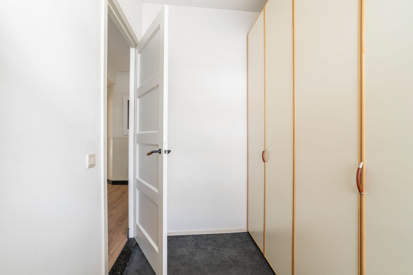 Foto 29 van Isaäk Hoornbeekstraat 11