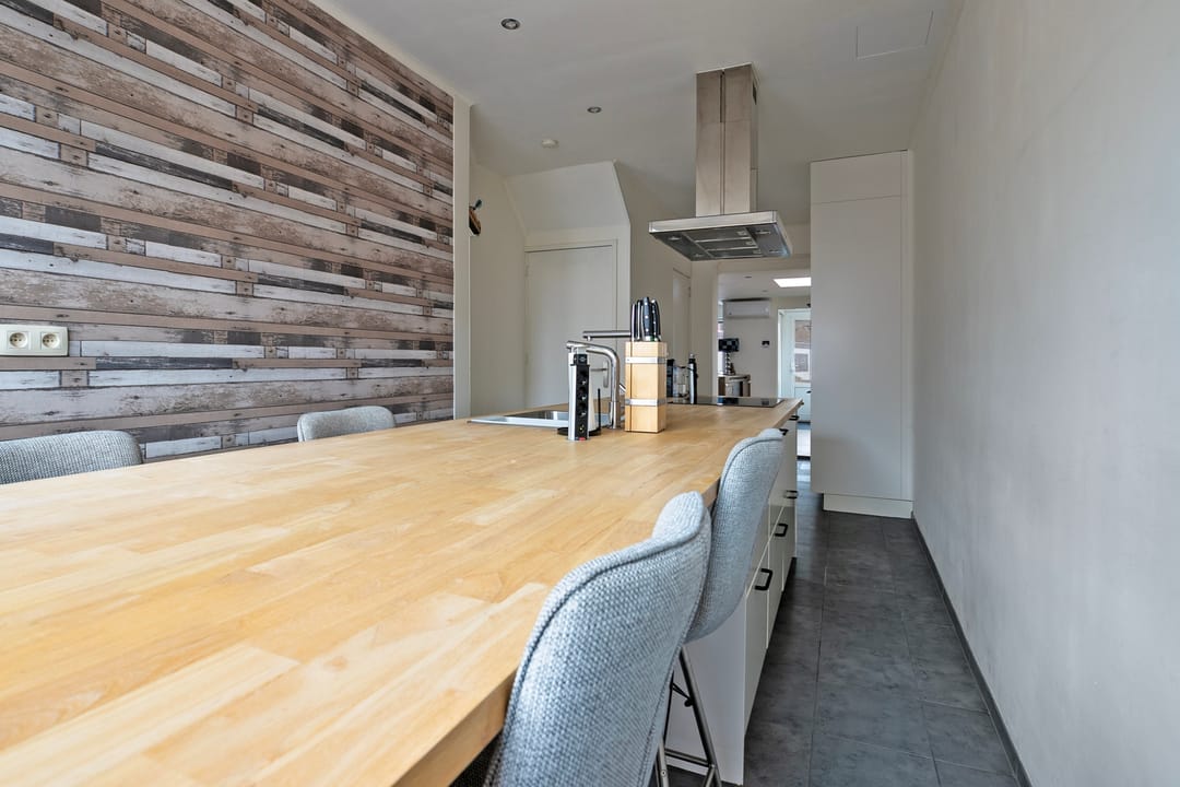 Photo 8 of Frans van Waesberghestraat 17