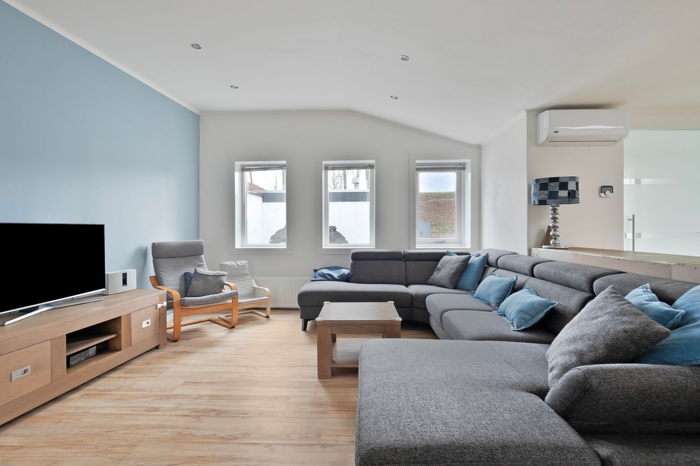 Photo 14 of Frans van Waesberghestraat 17