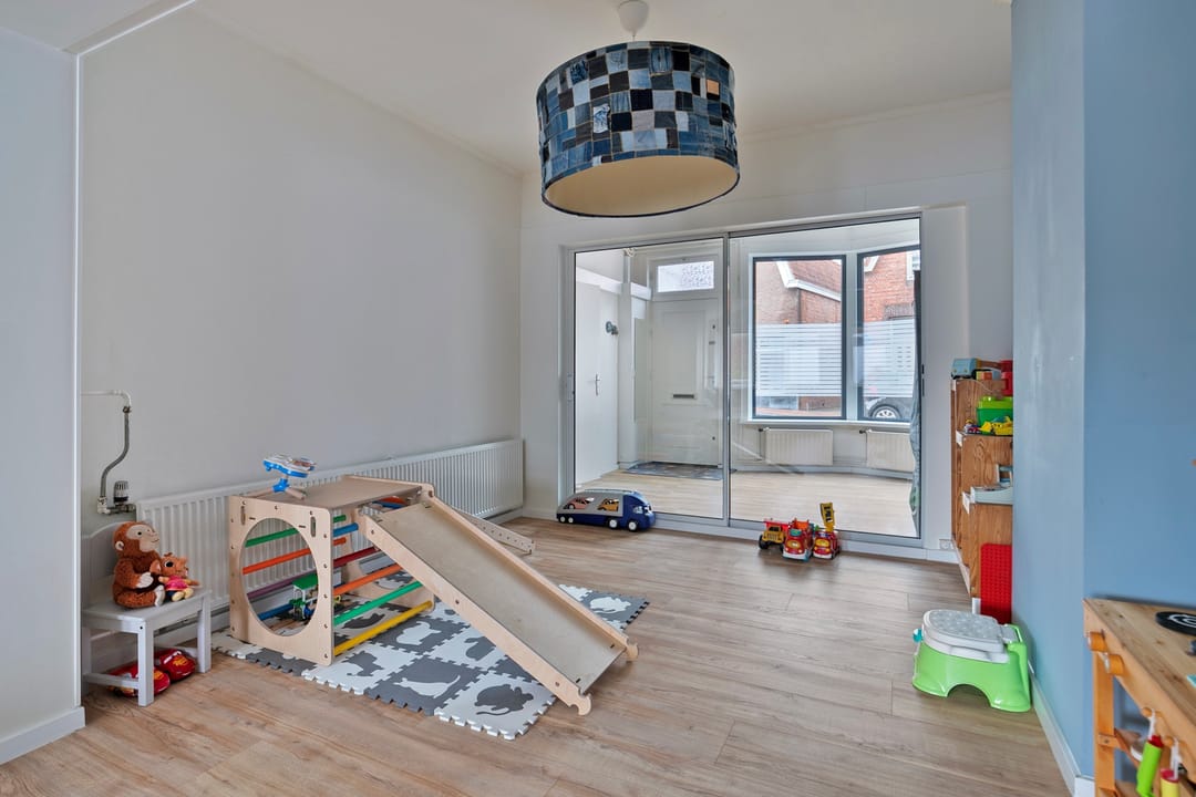 Photo 16 of Frans van Waesberghestraat 17