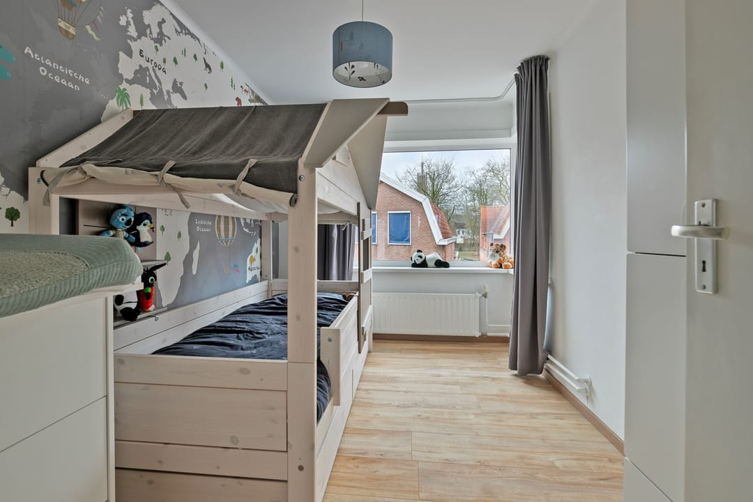 Photo 26 of Frans van Waesberghestraat 17