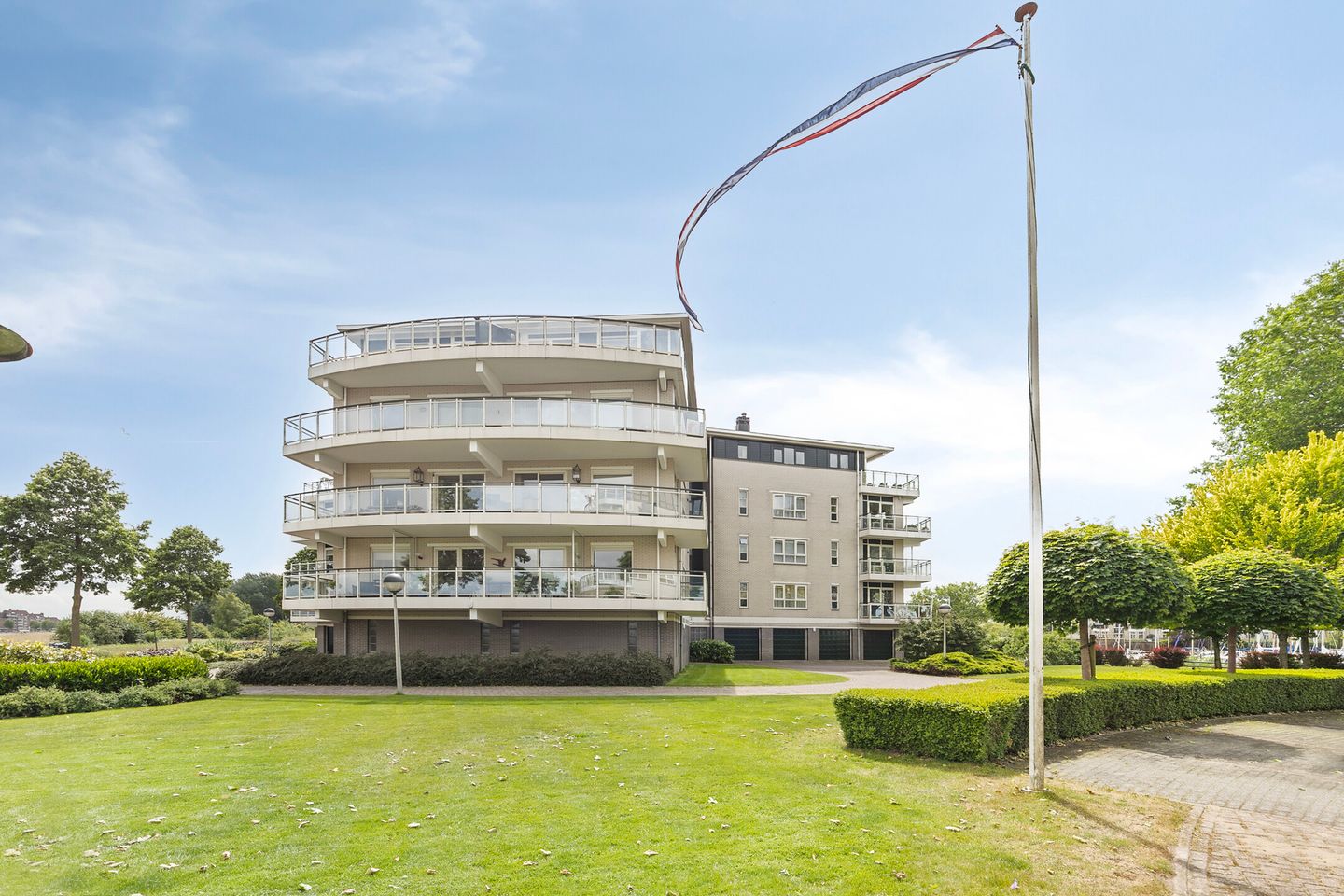 Photo 4 of Labradorstroom 43