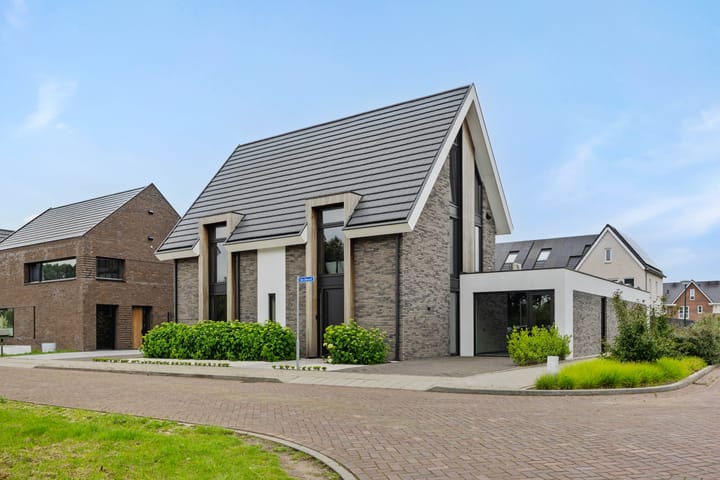 Foto 1 van Van Uden-erf 14