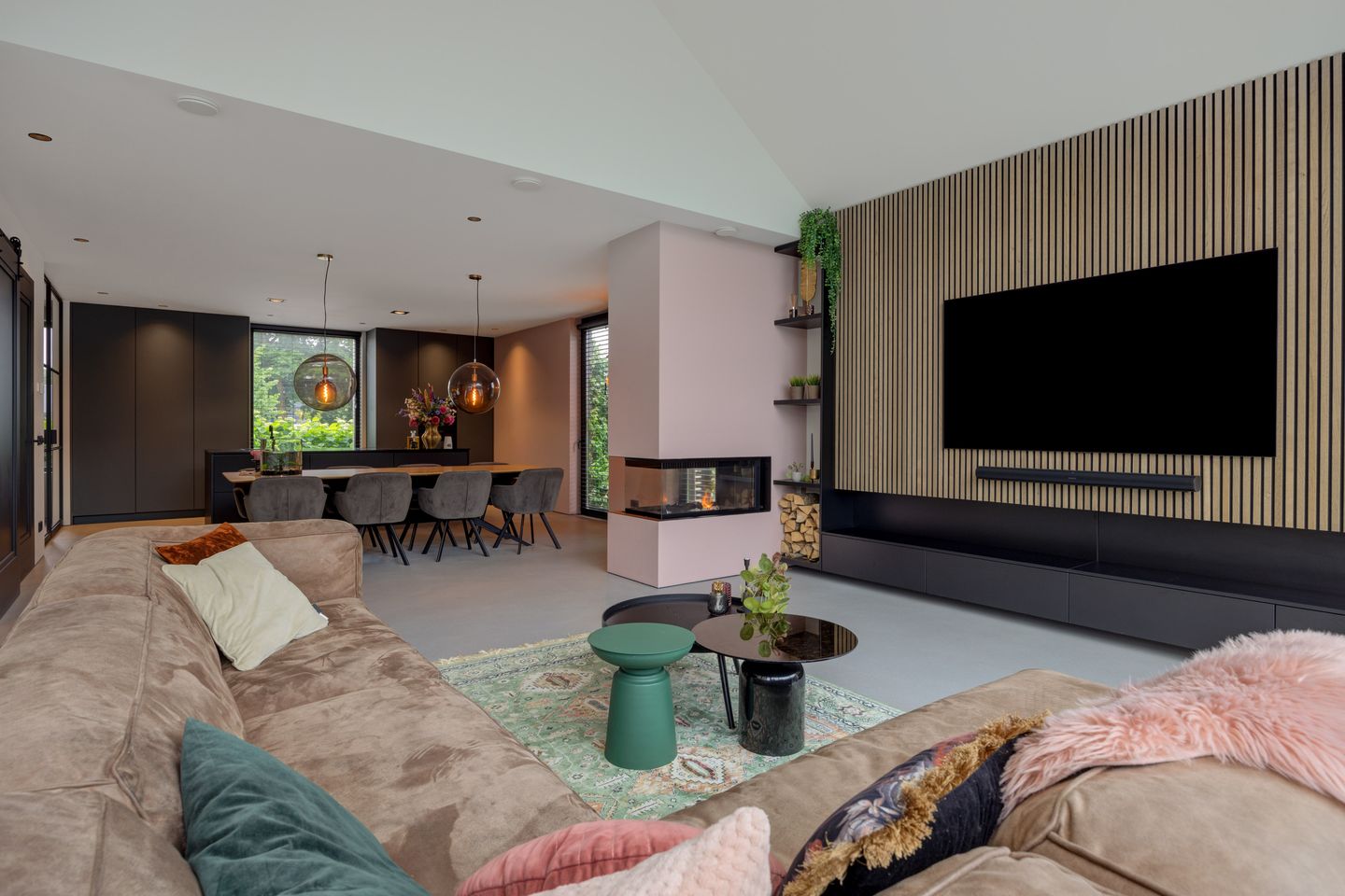 Photo 10 of Van Uden-erf 14