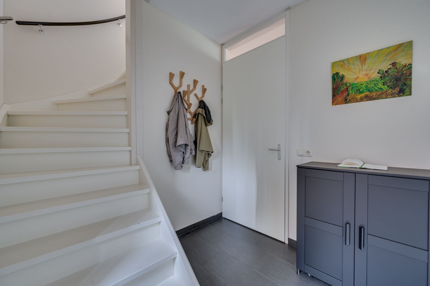 Photo 10 of Burgemeester Claessenstraat 12