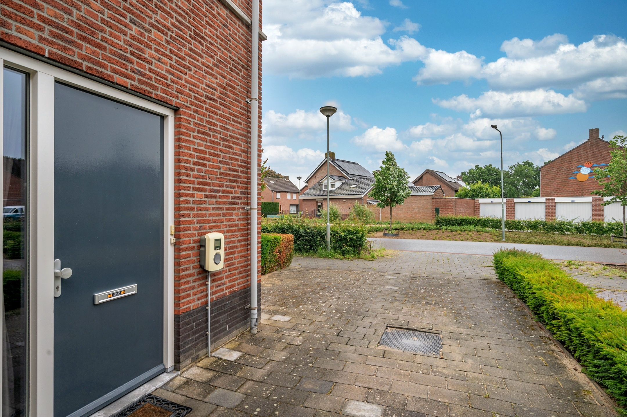 Photo 51 of Burgemeester Claessenstraat 12