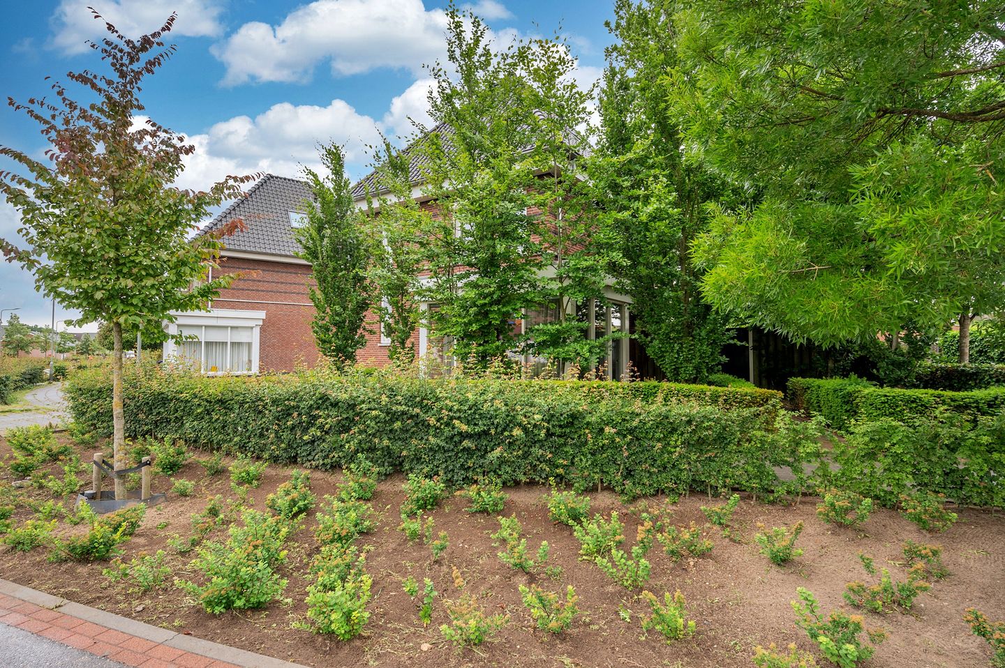 Photo 55 of Burgemeester Claessenstraat 12