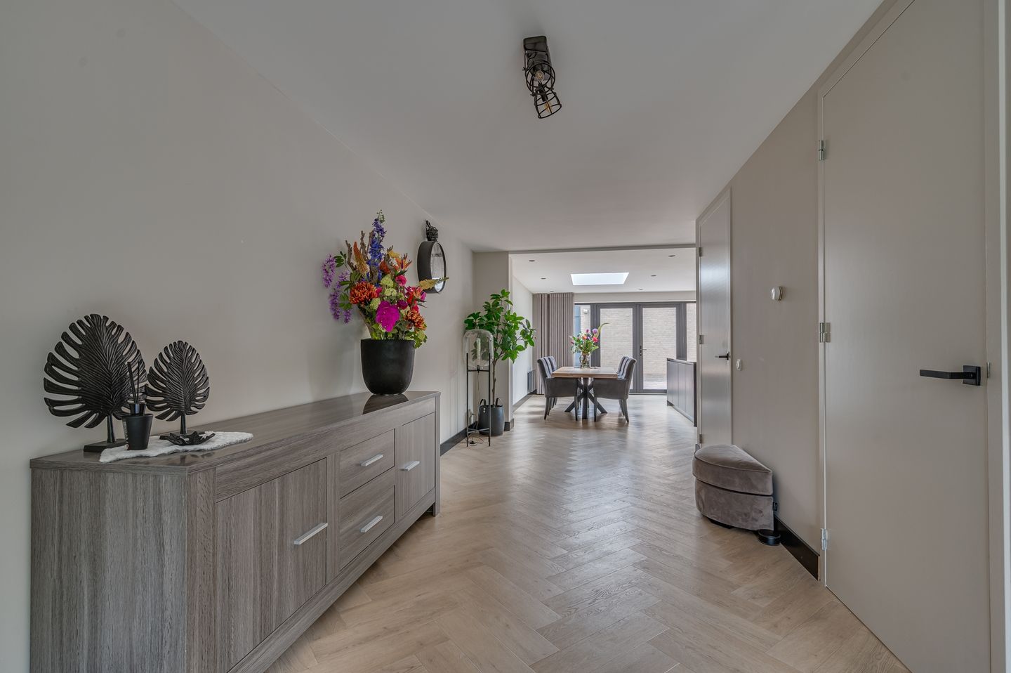 Photo 10 of Weefsterstraat 9