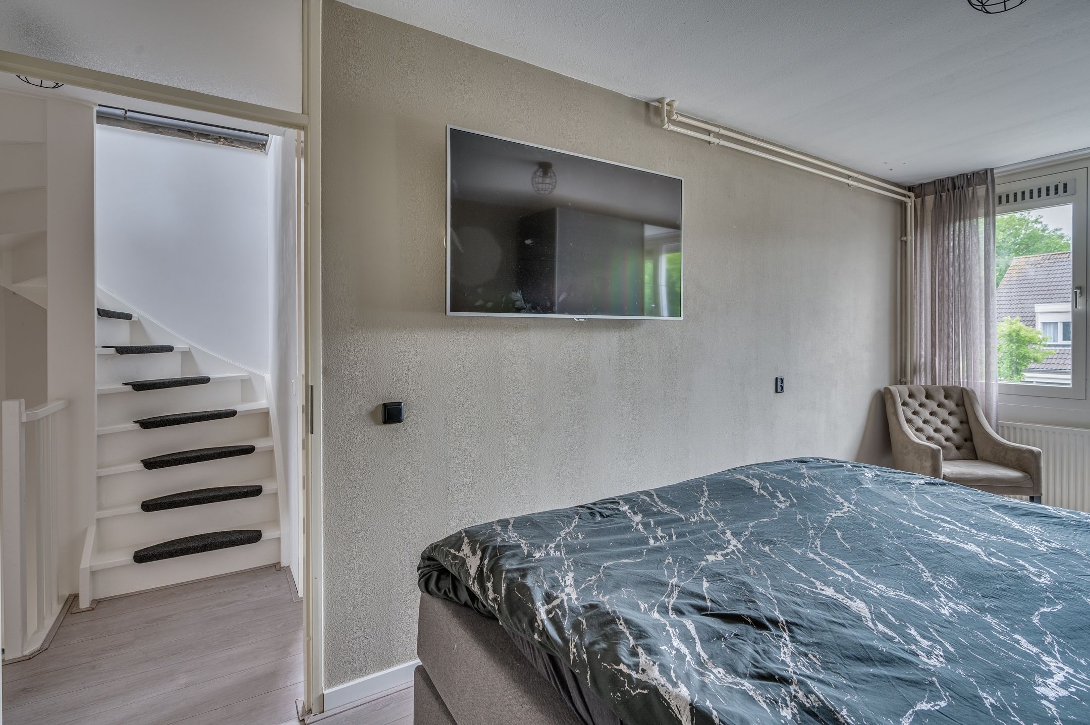 Photo 24 of Weefsterstraat 9