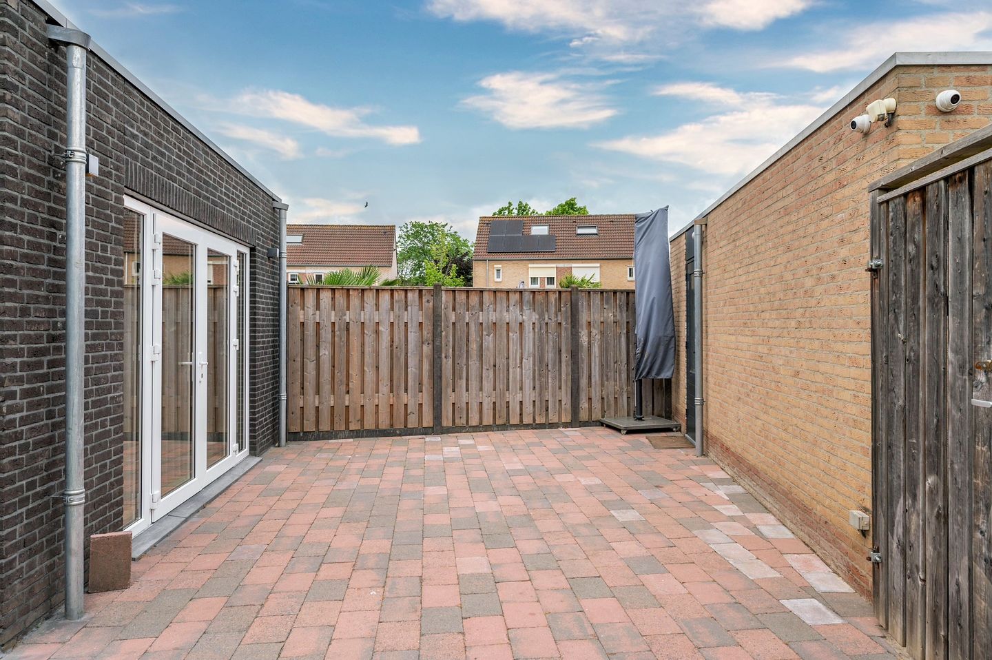 Photo 44 of Weefsterstraat 9