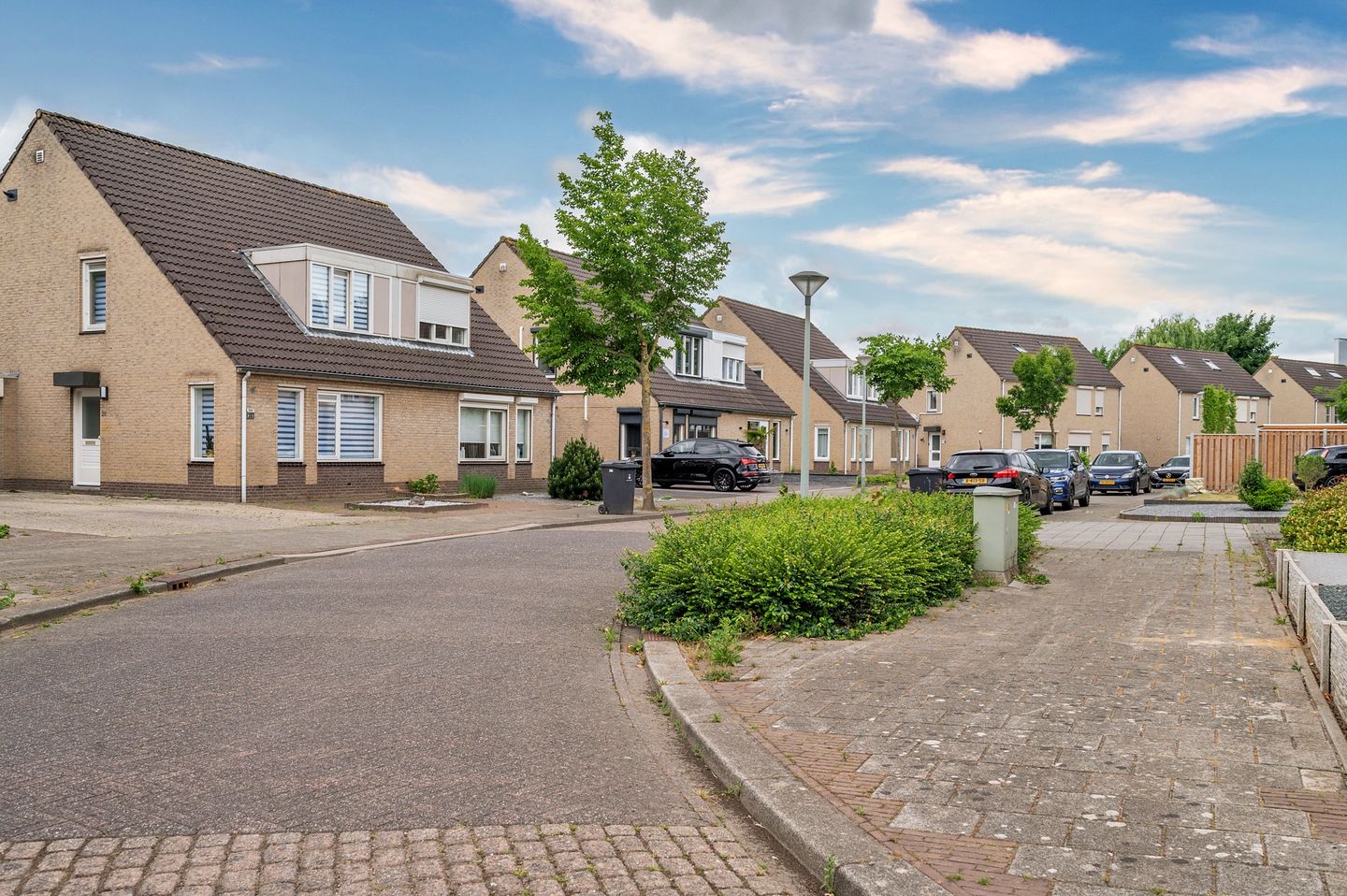 Photo 49 of Weefsterstraat 9