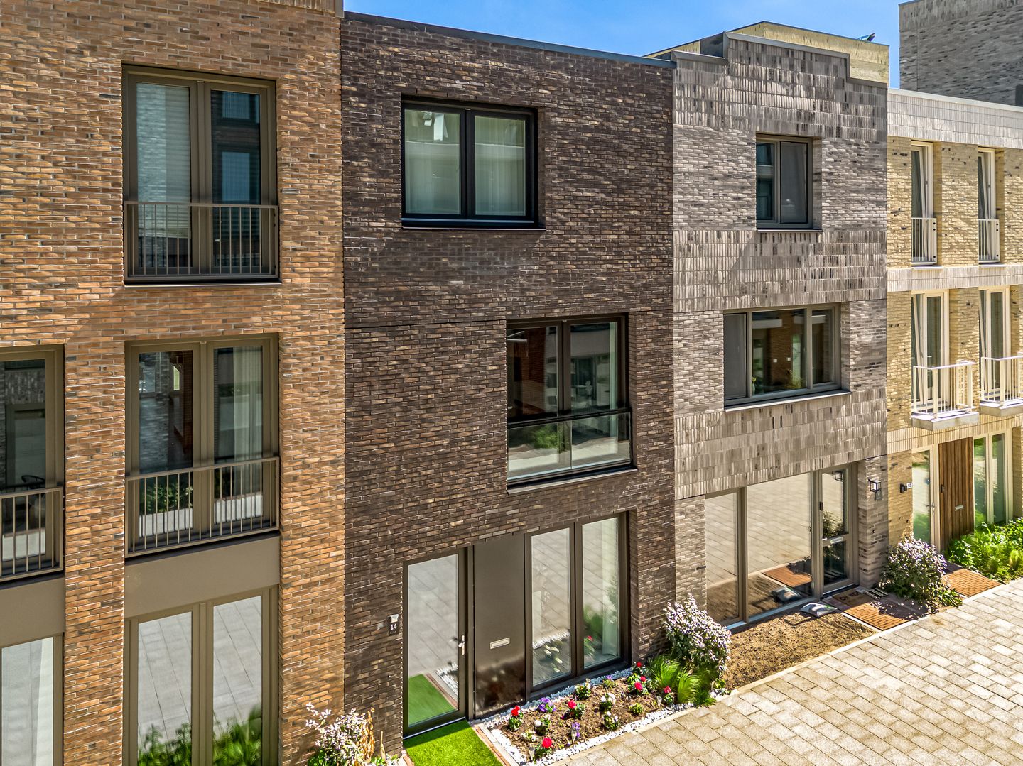 Foto 1 van Corry Tendeloostraat 14