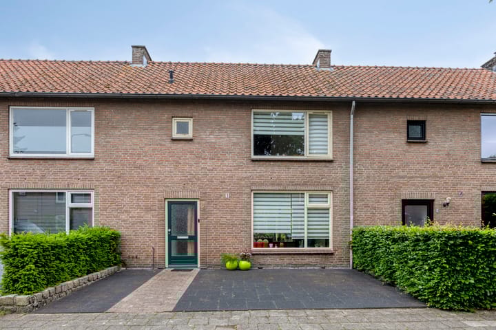 Middelveld 7