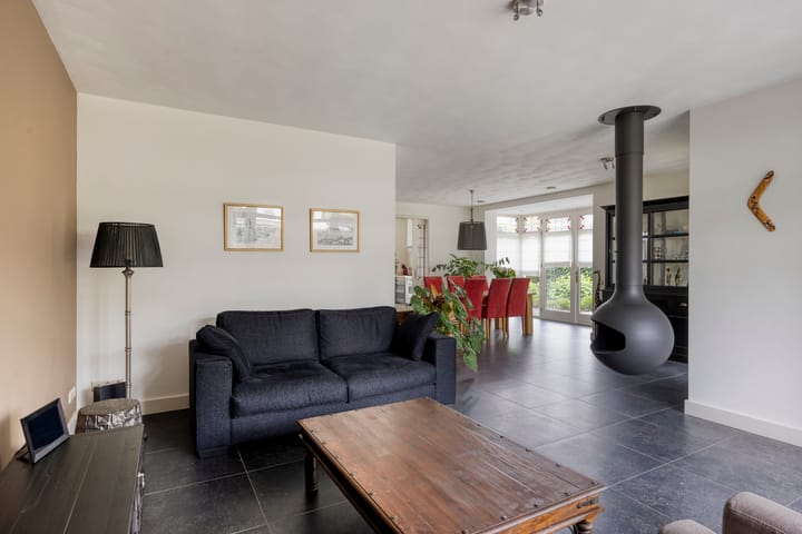 Foto 8 van Velpstraat 28