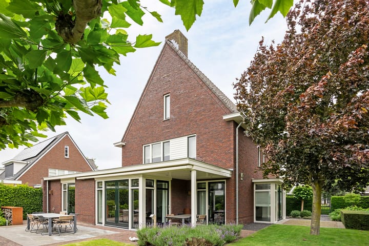 Foto 53 van Velpstraat 28