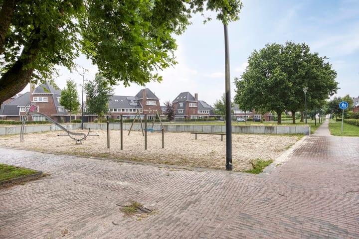 Foto 60 van Velpstraat 28